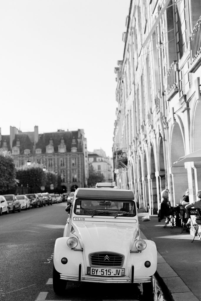 Black and white photo of classic vehicle in France